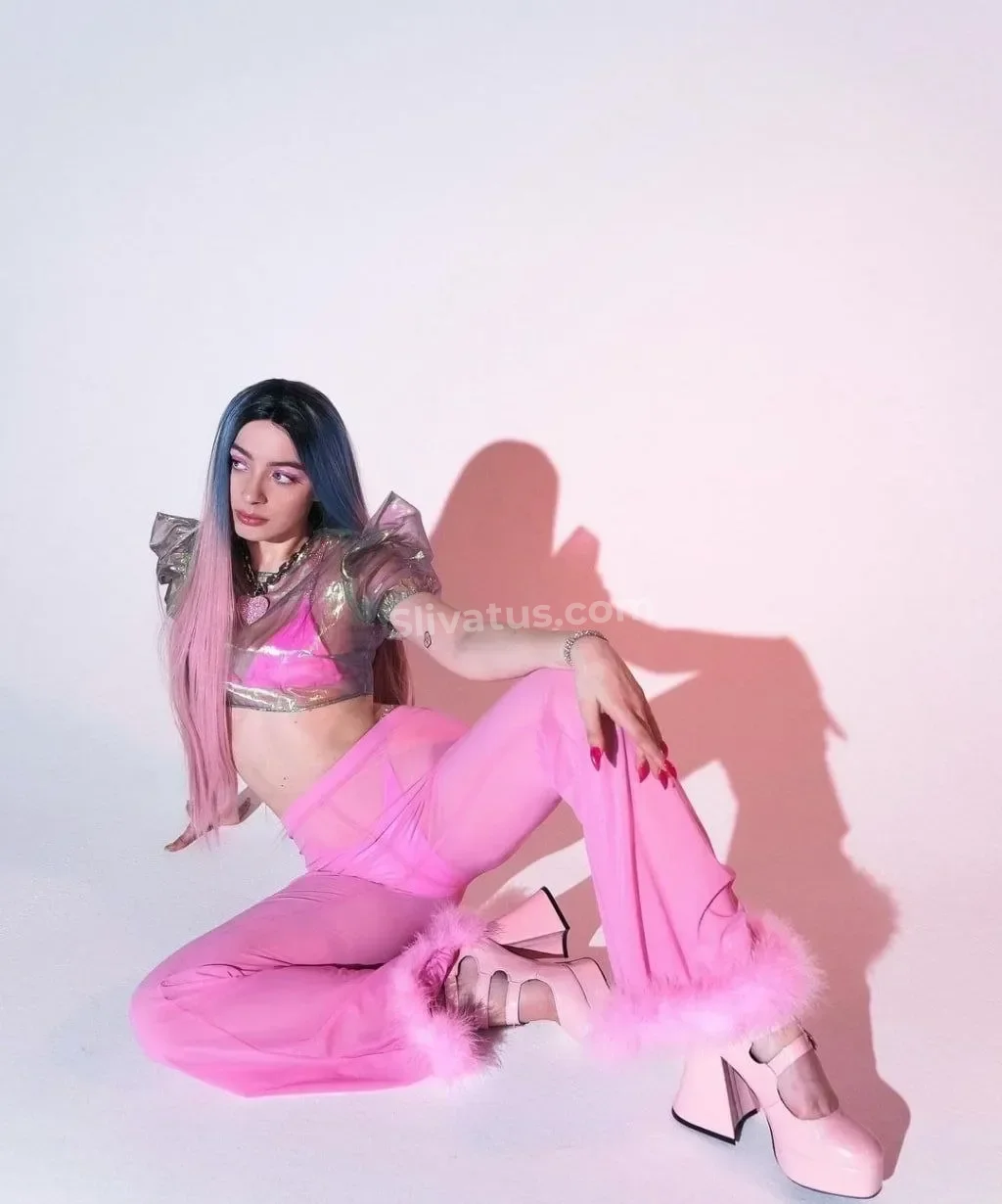 ВК Слив звезды Мейби Бейби 18+