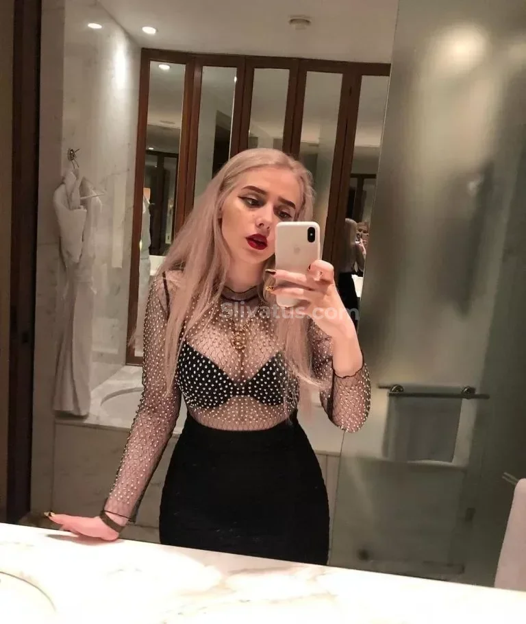 ВК Свежий слив видео тиктокерши Света Солар (svetasollar)